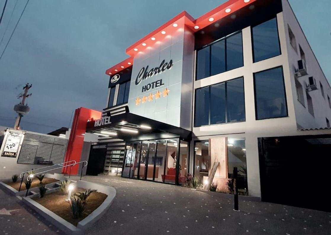 Charles Hotel Pôrto Ferreira 外观 照片