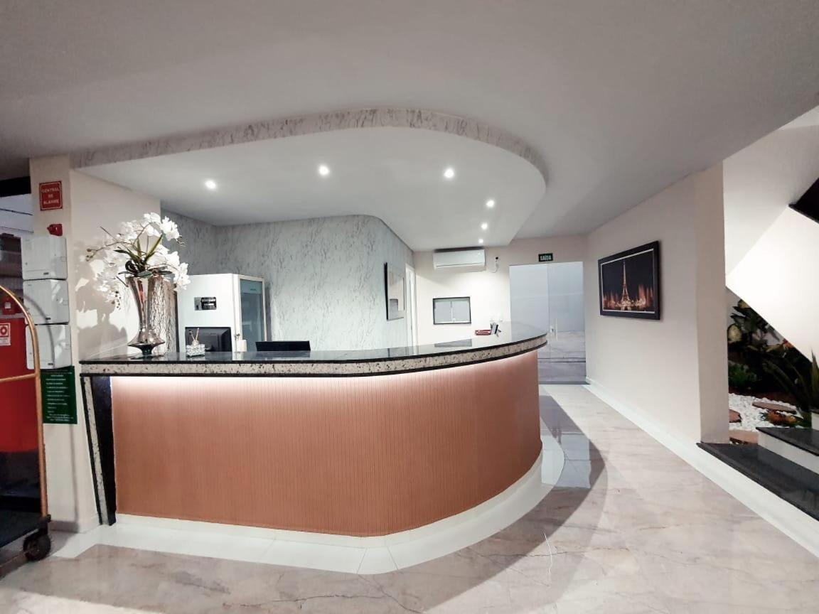 Charles Hotel Pôrto Ferreira 外观 照片