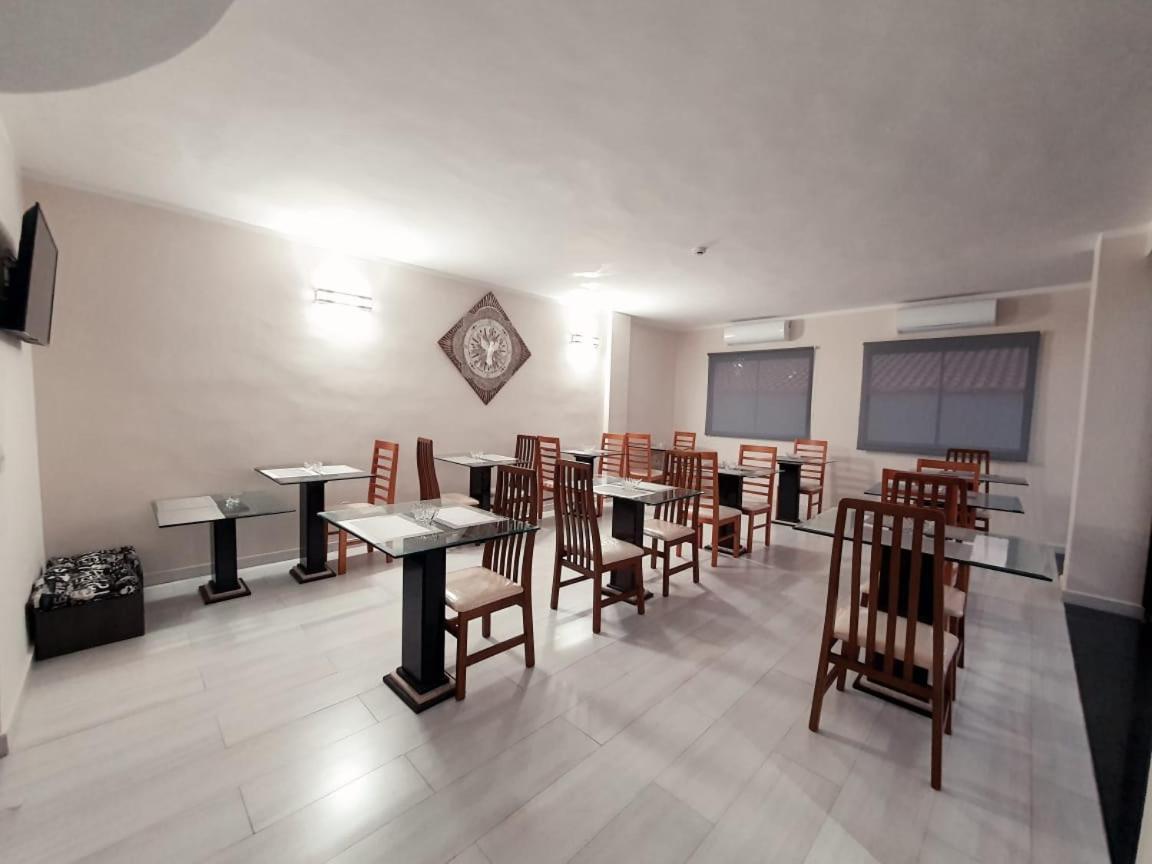 Charles Hotel Pôrto Ferreira 外观 照片